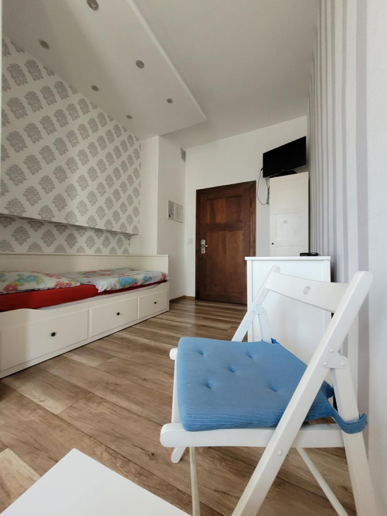 Pokoje Goscinne Nap Katovice Exteriér fotografie
